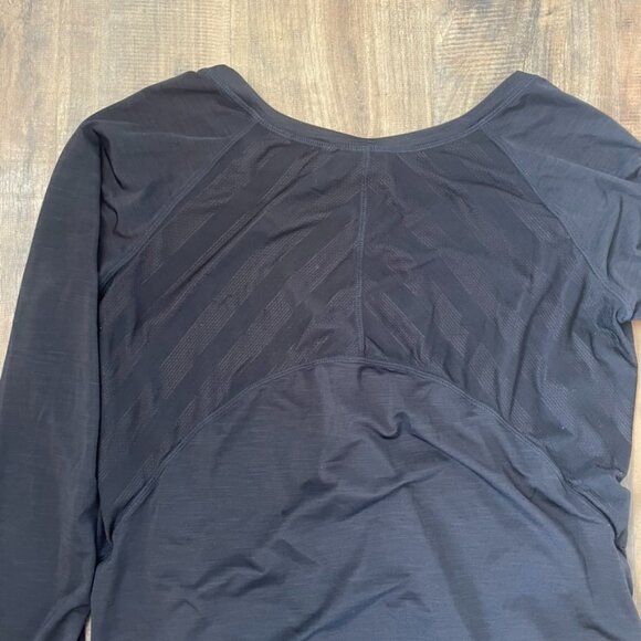 Athleta Black Long Sleeve Performance Top Size Small Activewear Shirt - Picture 7 of 8